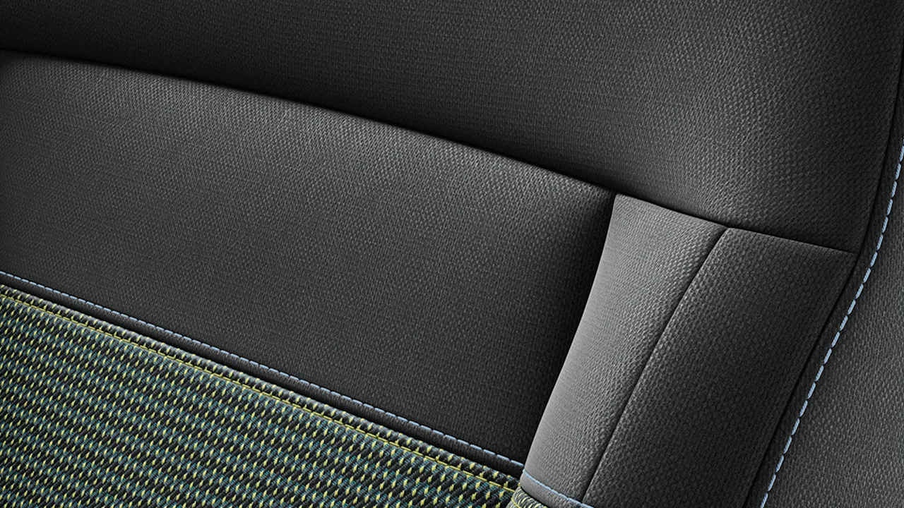 Vista detalhada do MINI Aceman elétrico preto