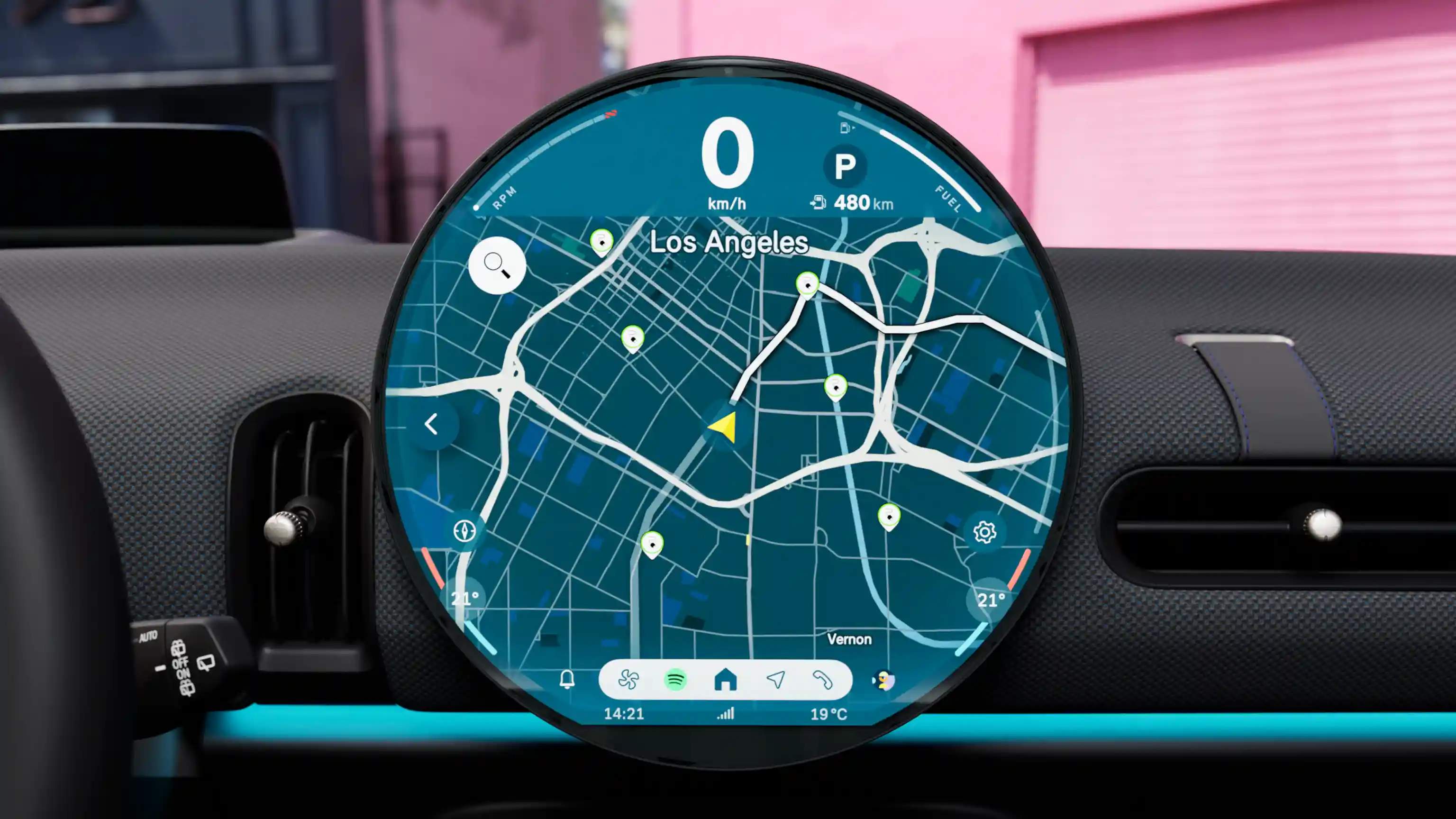 Vídeo do ecrã do MINI Cooper que apresenta os elementos de navegação e controlo