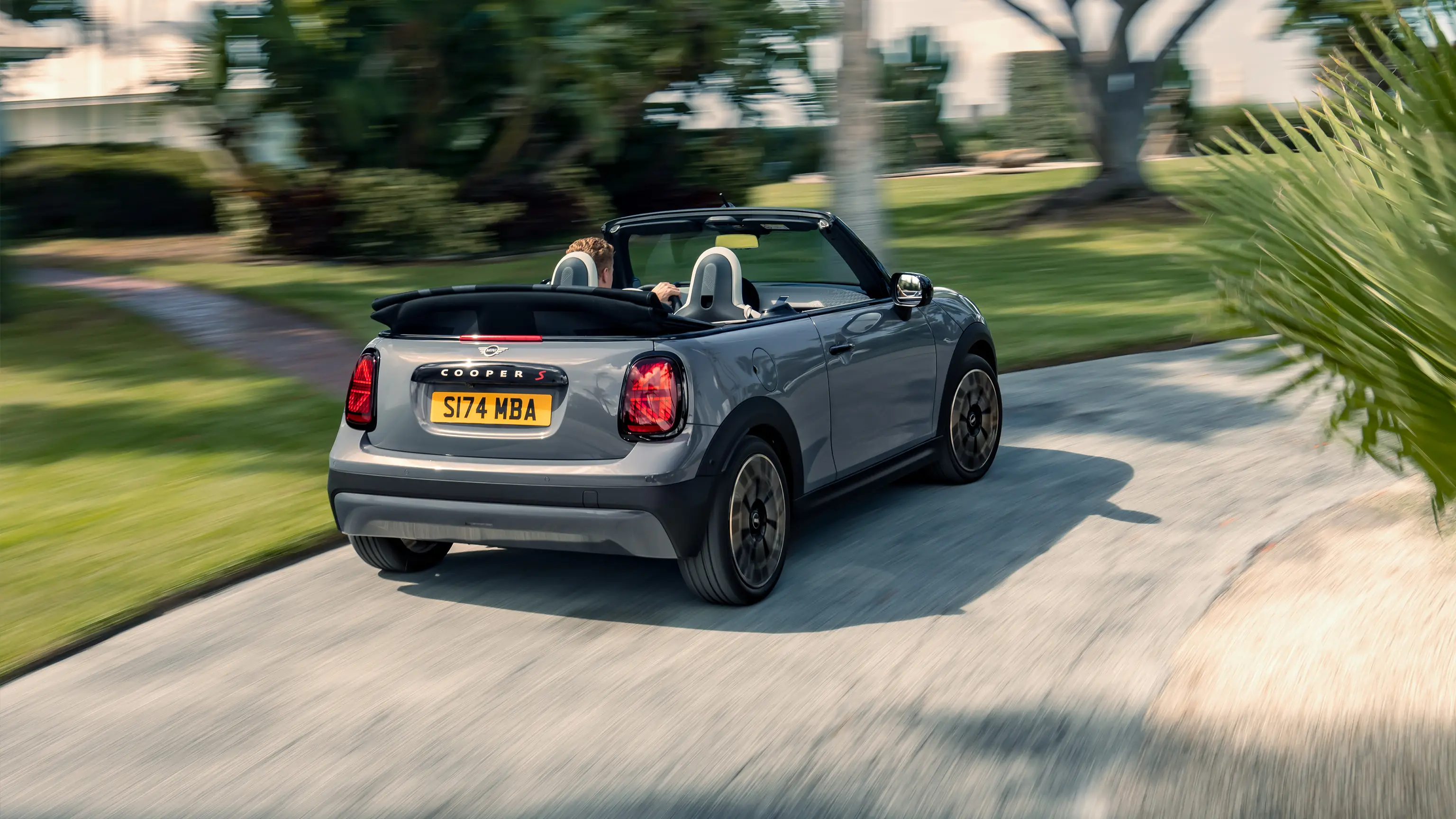 MINI Cooper Cabrio - Traseira