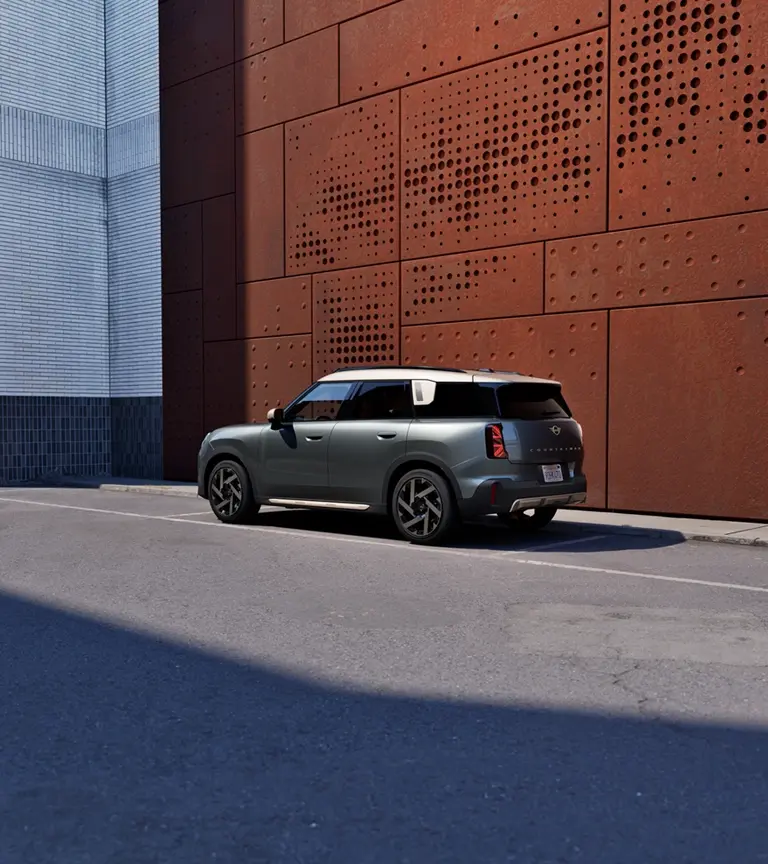 MINI Countryman - fase - perspetiva lateral