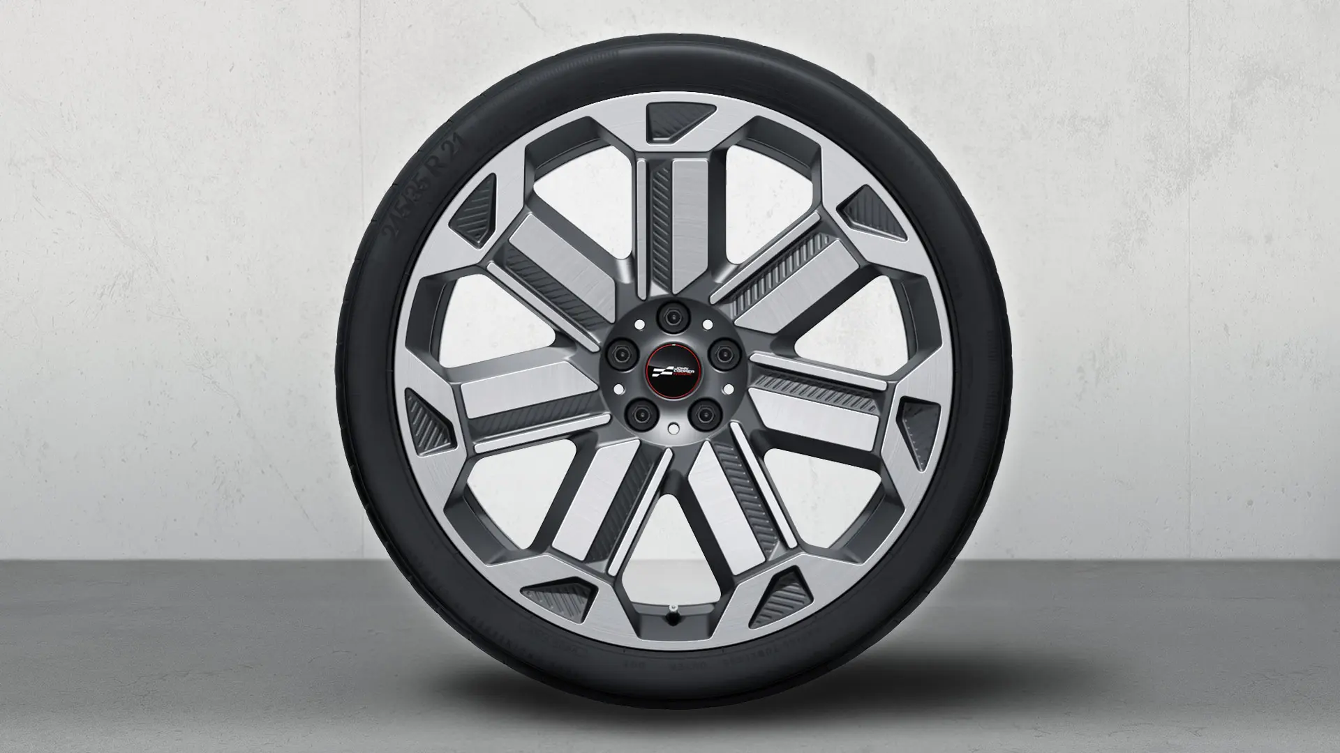 Jantes de liga leve JCW Rallye Spoke 950 MINI, de 21", em Frozen Gunmetal Grey bicolor, com maquinado brilhante, isoladas.