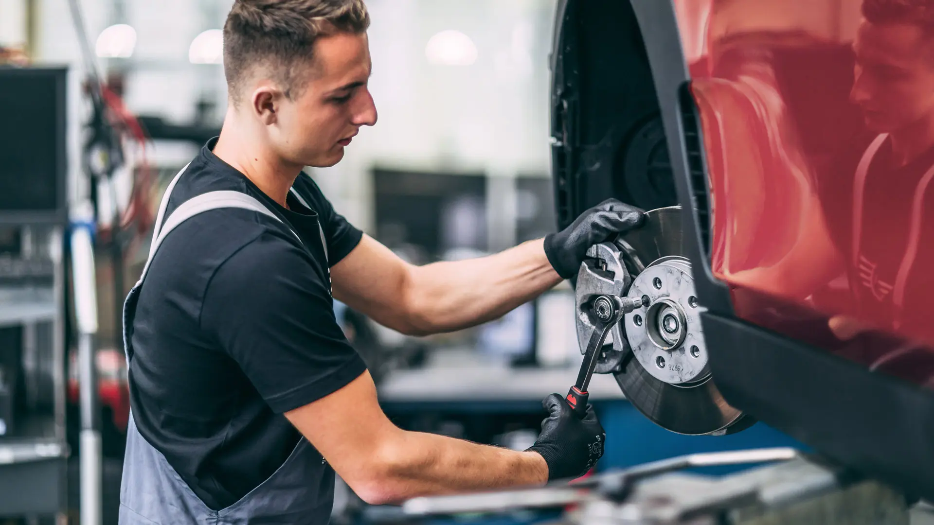 Serviço de Travões MINI.