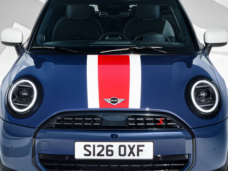 Vista detalhada do gráfico do capot do MINI Cooper Oxford Edition