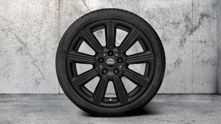Acessórios MINI - conjuntos completos de jantes de verão originais mini – jantes de liga leve MINI Multiray Spoke 591 de 18''