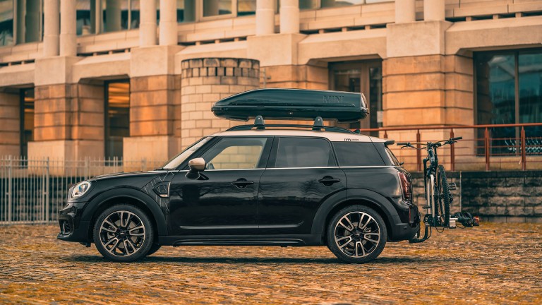 MINI primavera e verão - caixa porta-bagagens de tejadilho MINI 320 em preto
