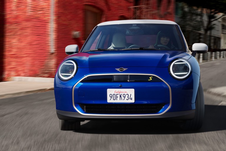 mini cooper eletrico