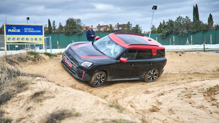 Experiência off-road Novo MINI Countryman