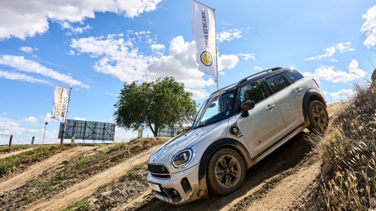 MINI Weekend: experiência Countryman