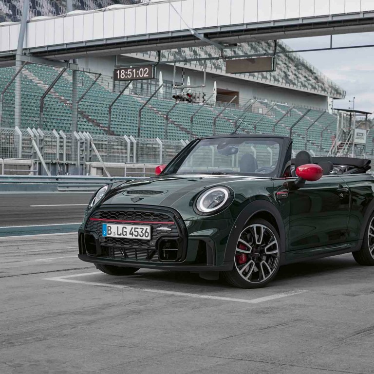 NOVO MINI JCW.