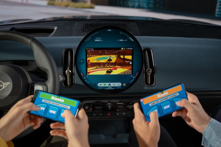 Upgrades MINI connected - airconsole