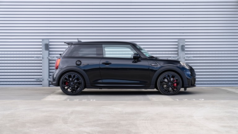 MINI JCW 1to6 Edition - Vista lateral