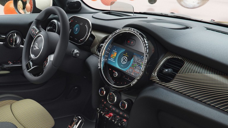 MINI Resolute Edition – Superfície Interior – painel de instrumentos
