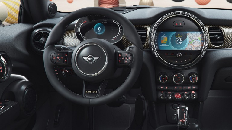 MINI 3 Portas – interior – superfícies interiores Resolute