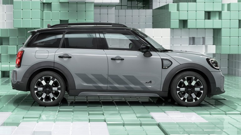 MINI Countryman Untamed Edition – dianteira – verde