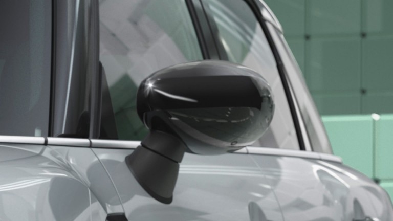MINI Countryman Untamed Edition – tejadilho e capas dos espelhos retrovisores exteriores