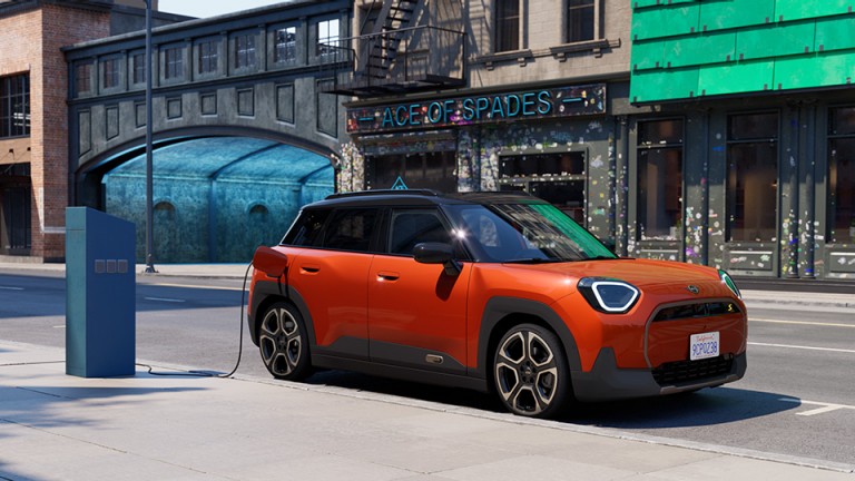 MINI Electromobility - carregamento tático