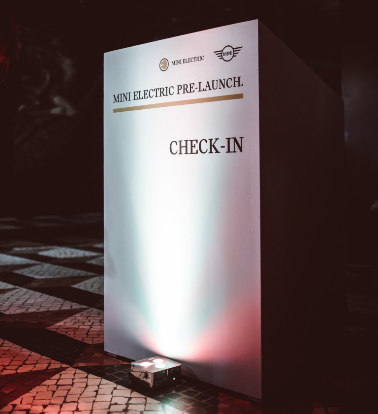 Pré-lançamento do MINI Electric