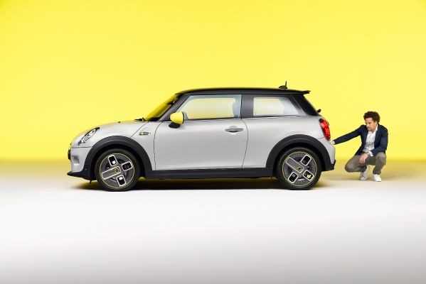 MINI Electric - Entrevista com Oliver Heilmer e Renzo Vitale
