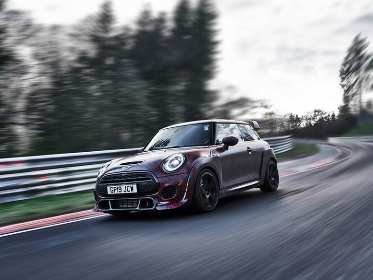 Novo MINI John Cooper Works GP em Nordschleife.