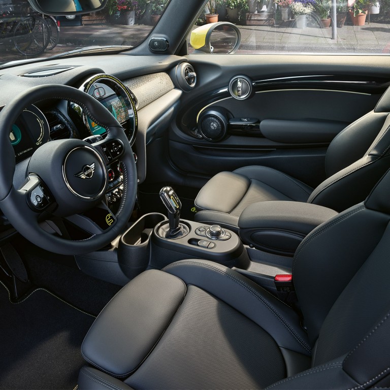 MINI Cooper SE 3 Portas – interior – vista 360°