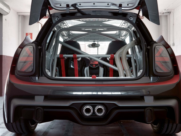 MINI John Cooper Works GP Concept – vista traseira/farolins