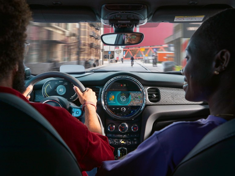 MINI Connected – ecrã tátil – unidade principal