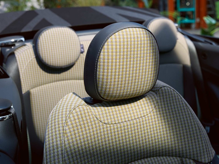 MINI Cabrio – interior – estofos