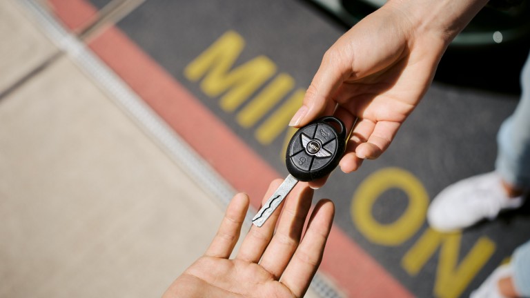 Assistência em Estrada MINI – Continuação da viagem de táxi