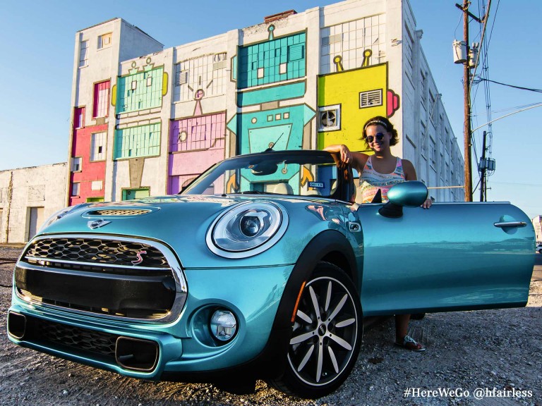 MINI 3 Portas em Crazy Blue Metallic